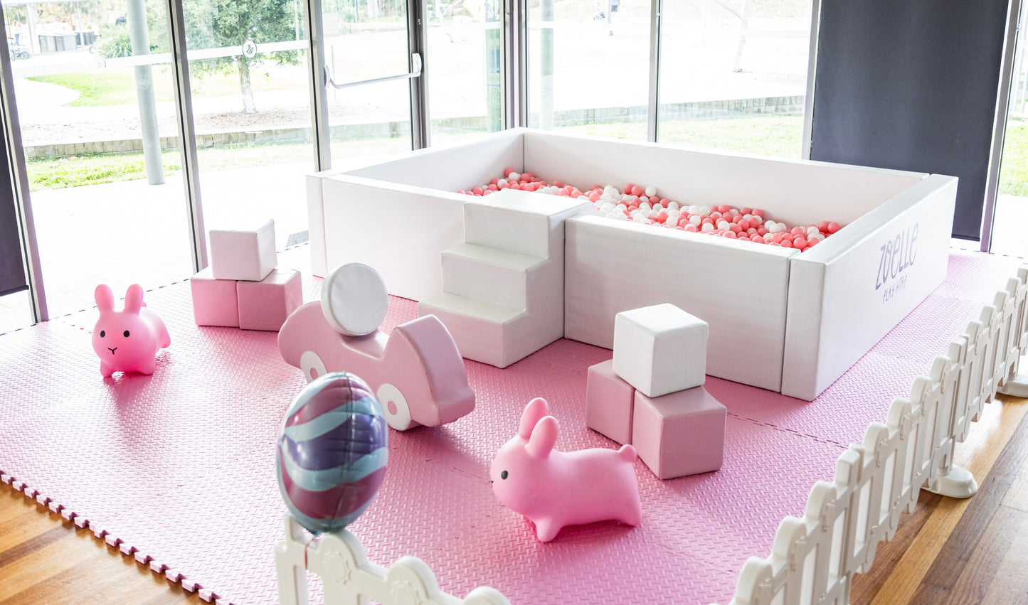 White Rectangle Ball Pit (3mx2m)